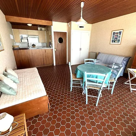 Vue Mer, Acces Direct Plage, Balcon, Tv, 6e Etage - Fr-1-324-541 * Saint-Gilles-Croix-de-Vie